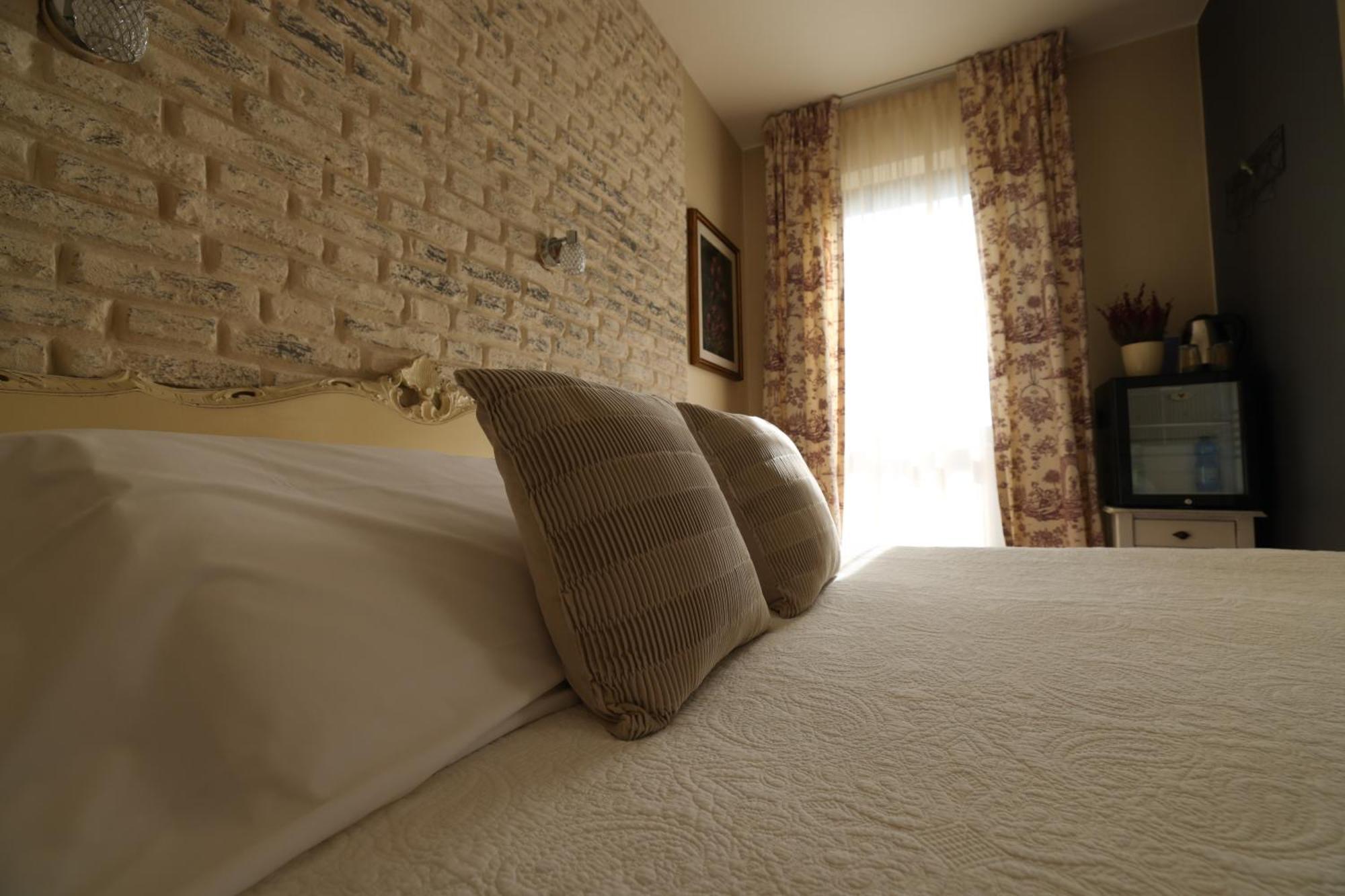 Hotel Florence มาแนร์บา เดล การ์ดา ห้อง รูปภาพ