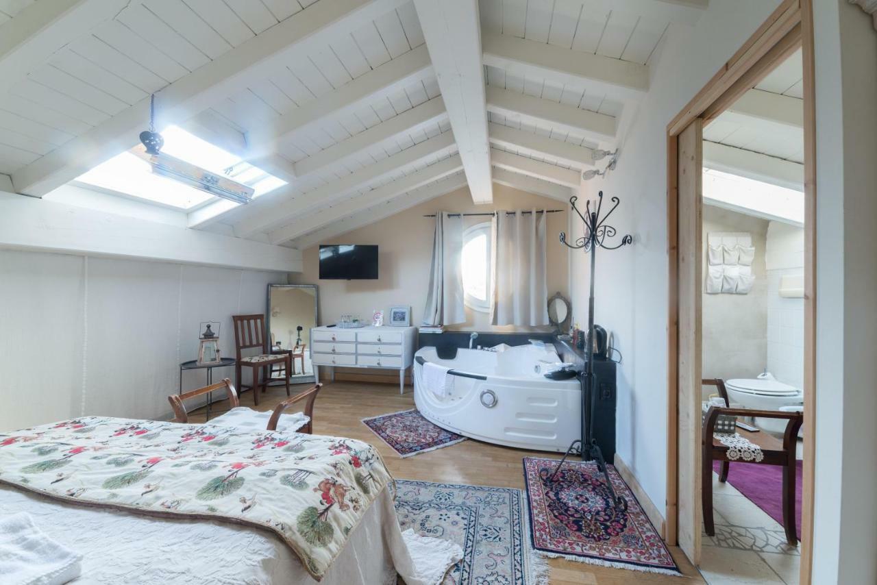 Hotel Florence มาแนร์บา เดล การ์ดา ภายนอก รูปภาพ